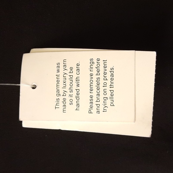 NWT, Carmen Marc Valvo Cold Shoulder Cut and Sew Dress - Picture 12 of 13